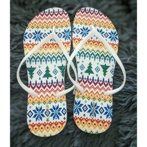 NWT Old Navy Winter Pattern Flip Flops Women's Size 9